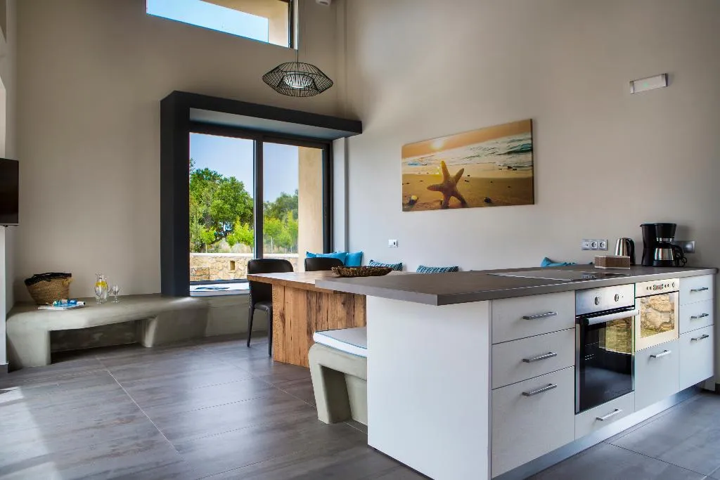 VILLA WITH VIEWS Room, Profilios Villas, Kefallinia
