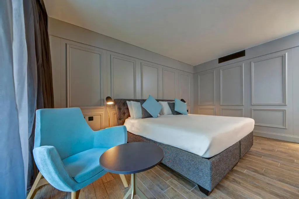 Double or Twin SUPERIOR Room, Land's End Boutique Hotel, Malta