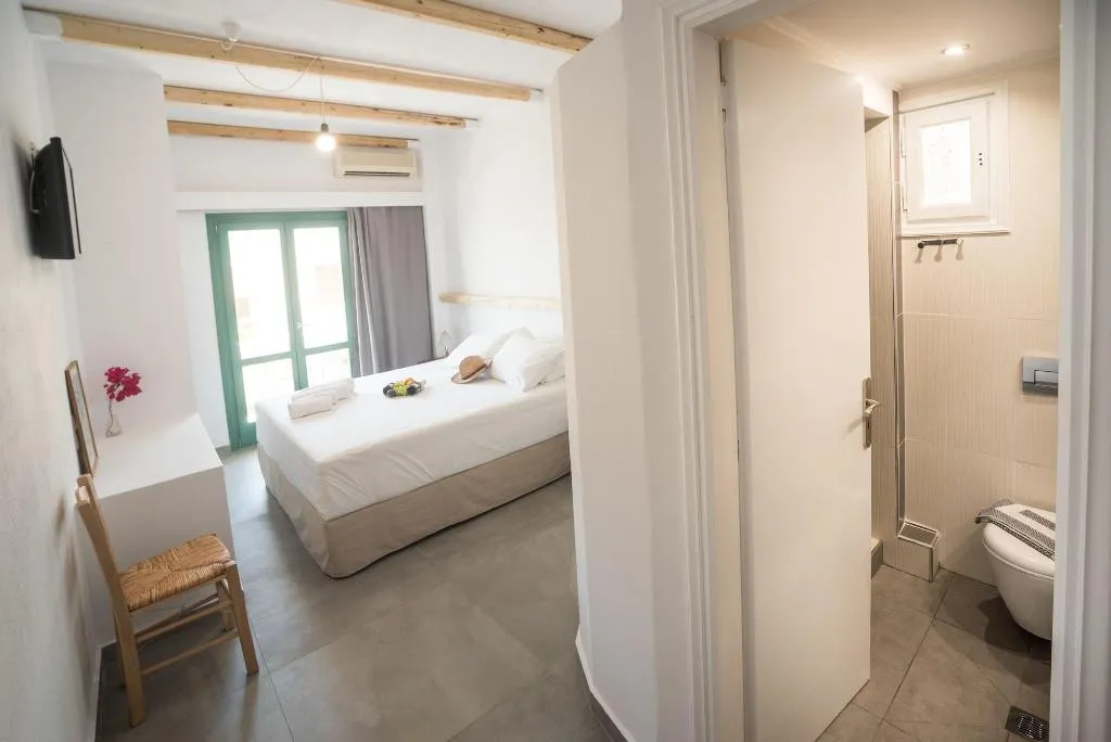 Room, Ifestia, Santorini