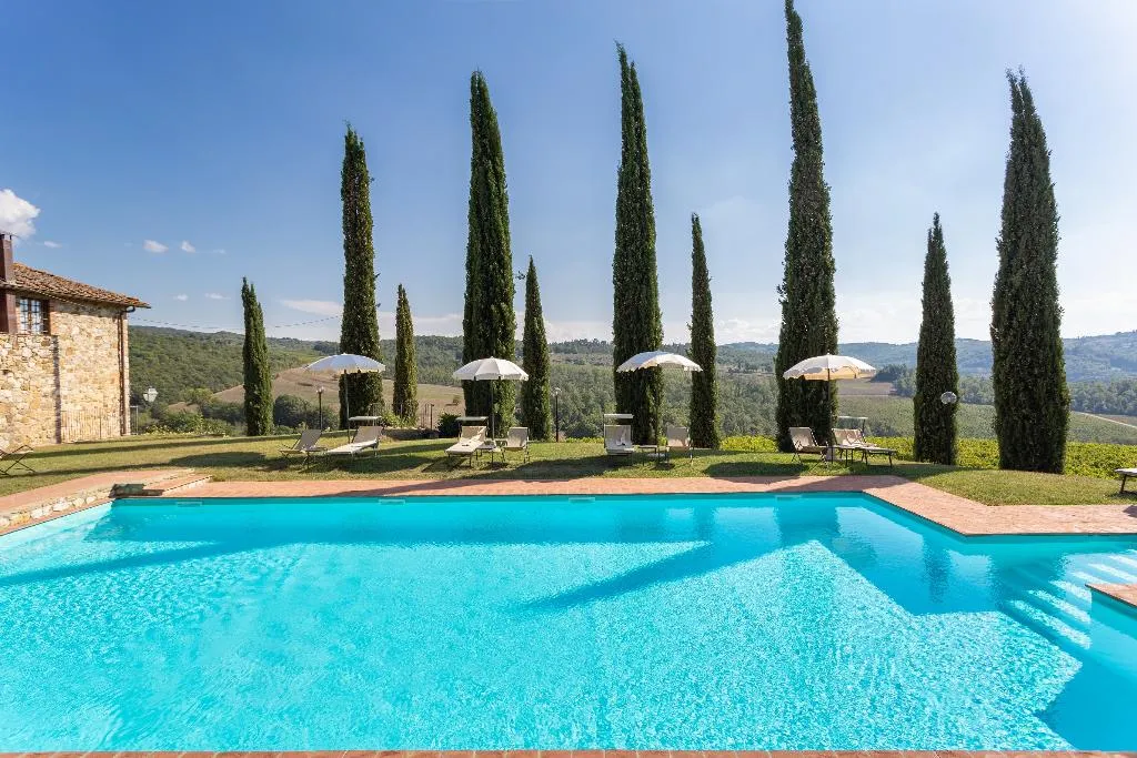 Pool, Fattoria Pratale, Florence