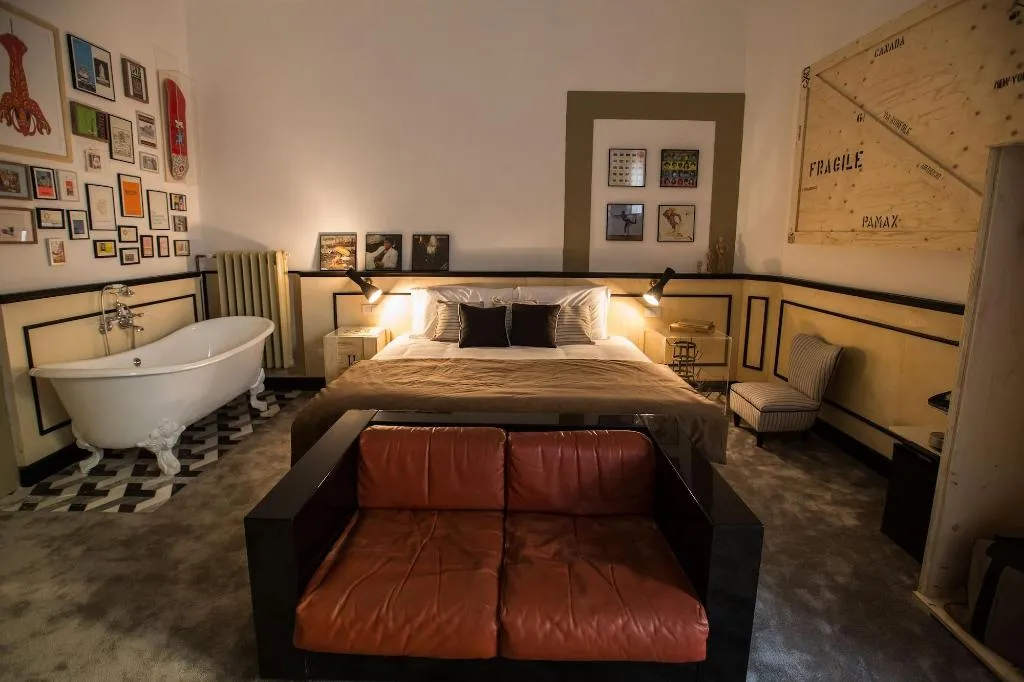 Room, Adastra Suites, Florence