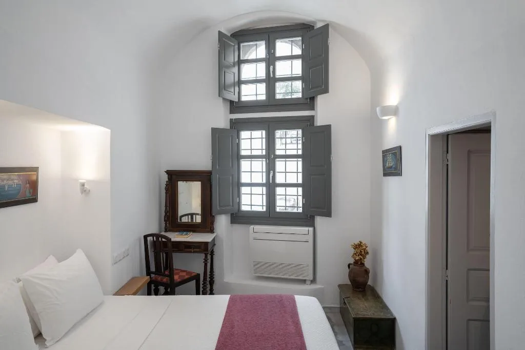 Room, Kastro Mansion, Santorini