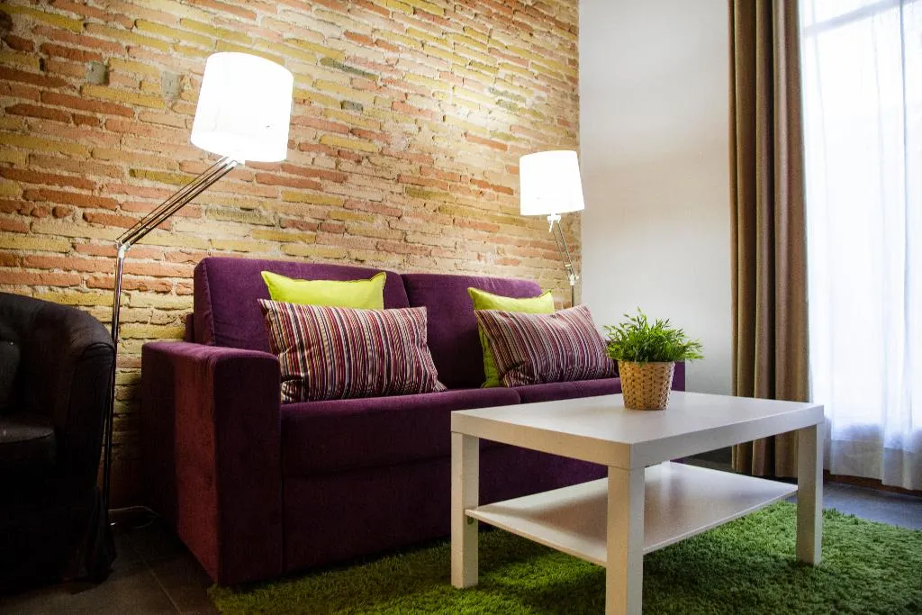 APARTMENT CAPACITY 4 ONE BEDROOM Room, Dailyflats Raval, Barcelona