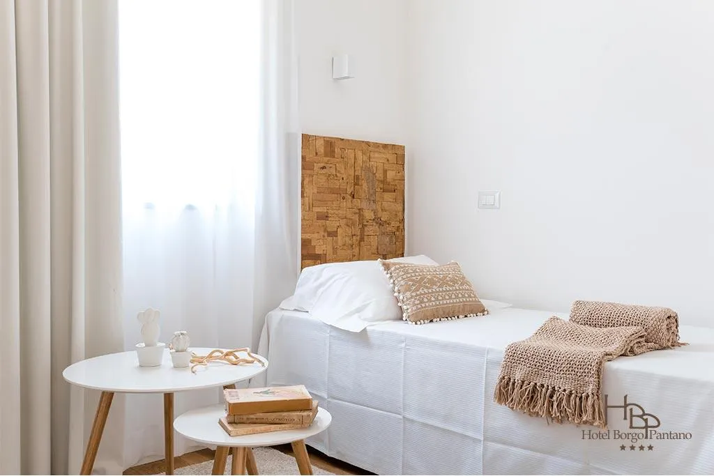 JUNIOR SUITE EXECUTIVE Room, Hotel Borgo Pantano, Catania