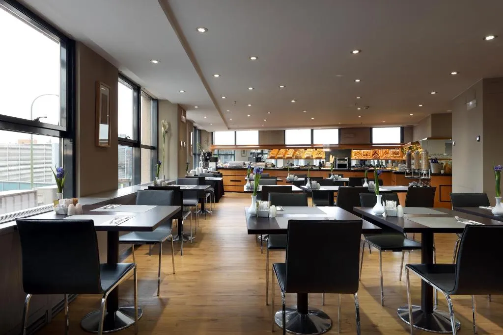 Restaurant, Exe Plaza, Madrid