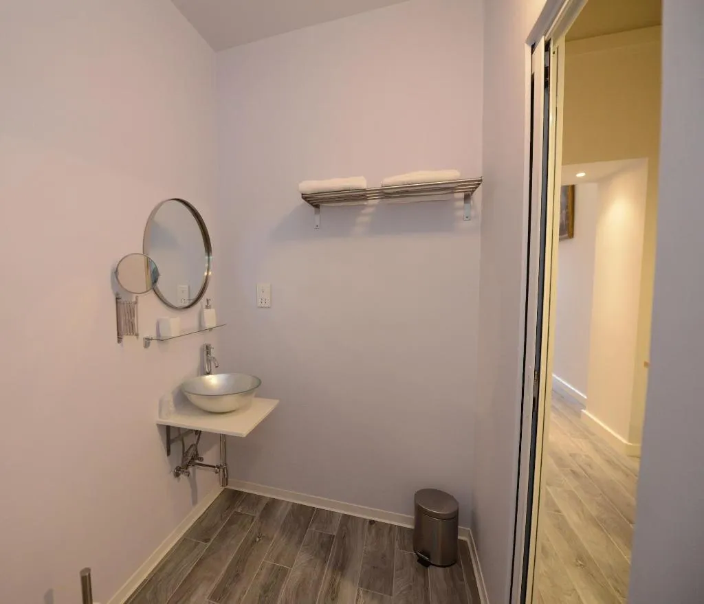 Room, Paulos Valletta, Malta