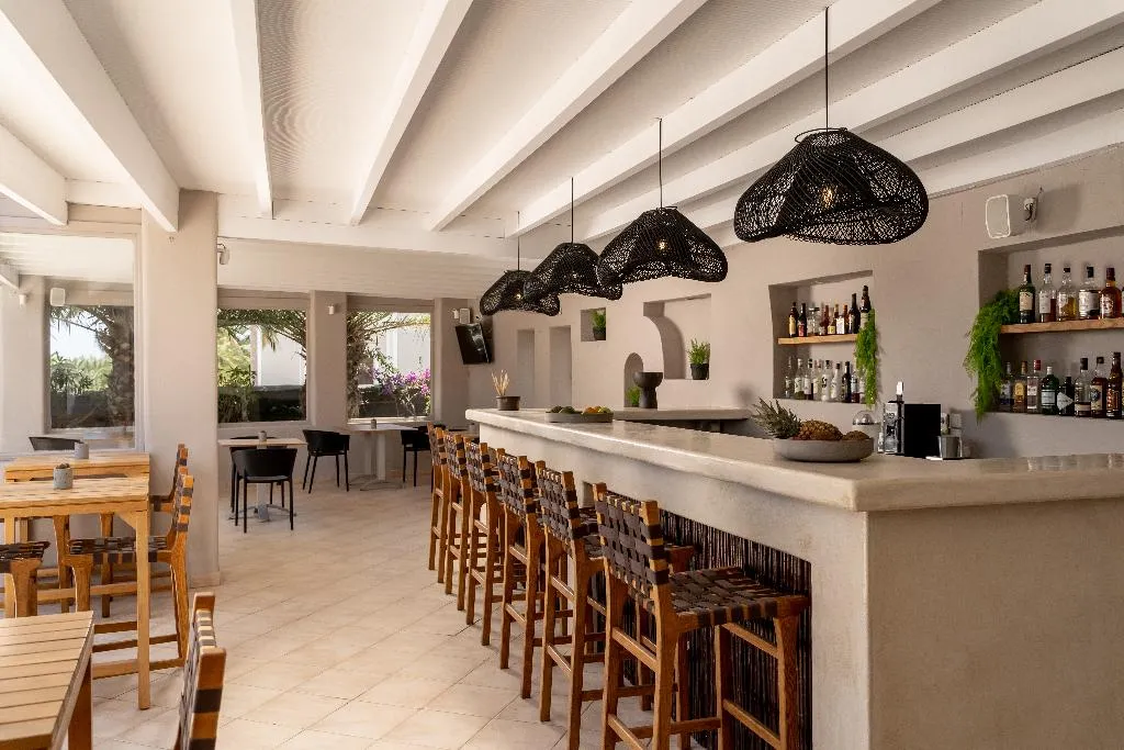 Bar, Marillia Village, Santorini