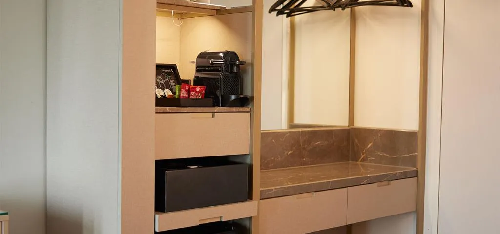 QUADRUPLE STANDARD Room, WestCord Art Hotel Amsterdam 4, Amsterdam