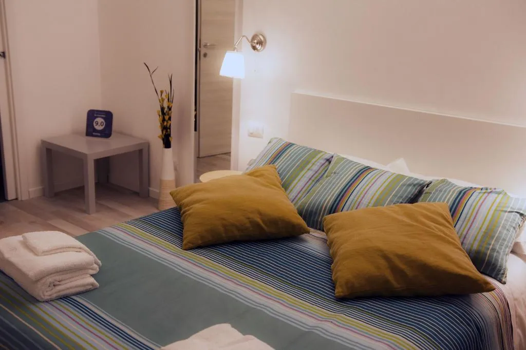 Room, De Guestibus, Rome