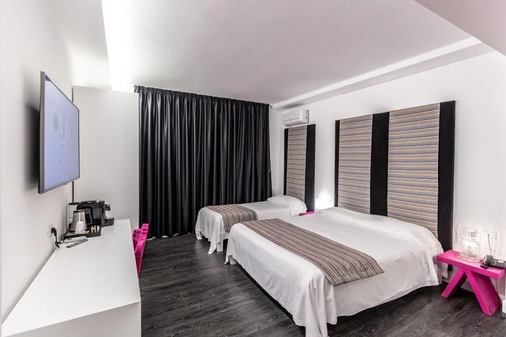 Room, La Compagnia Del Viaggiatore, Rome