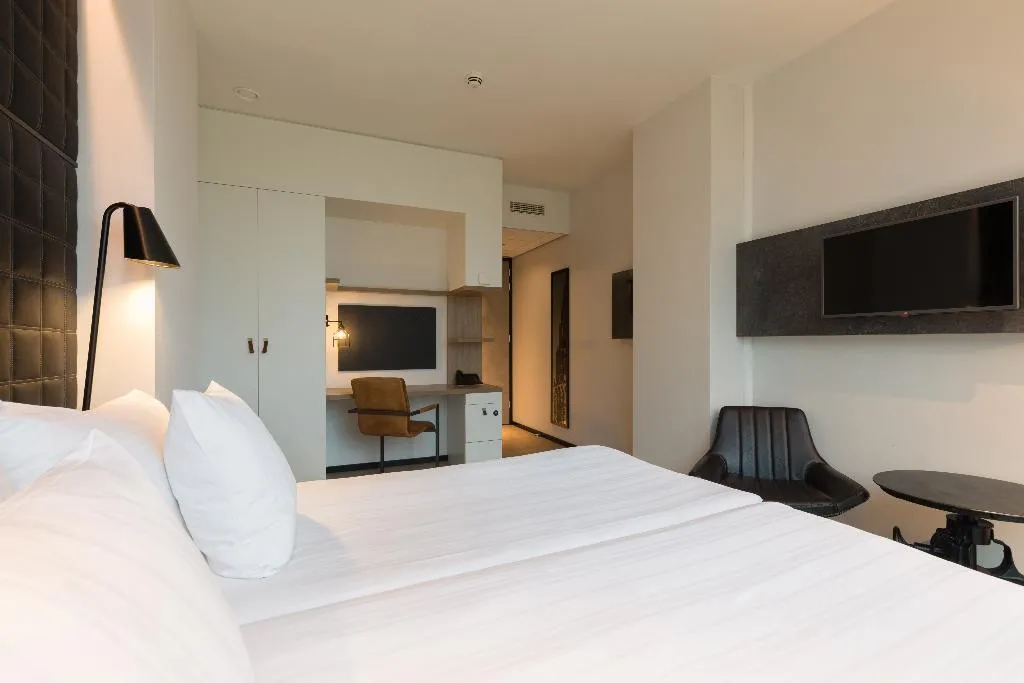 TWIN SUPERIOR Room, Leonardo Hotel Groningen Stadspark, Amsterdam