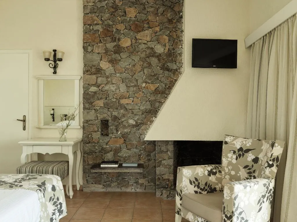 Double or Twin SEA FRONT Room, Civitel Creta Beach, Crete