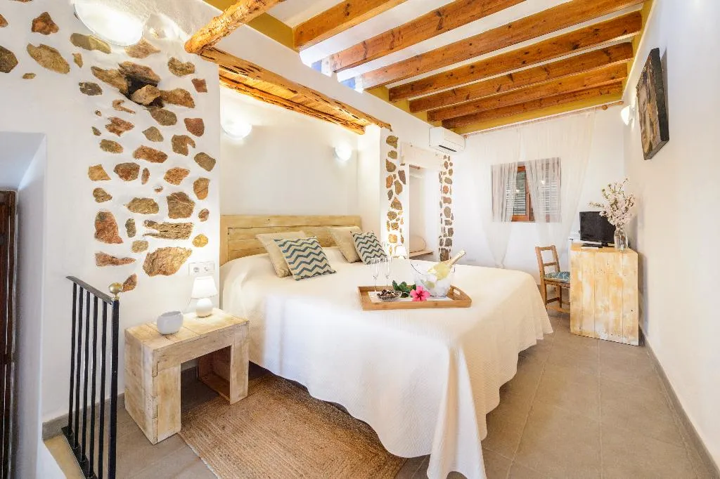 Double or Twin SUPERIOR Room, Agroturismo Can Prats, Ibiza