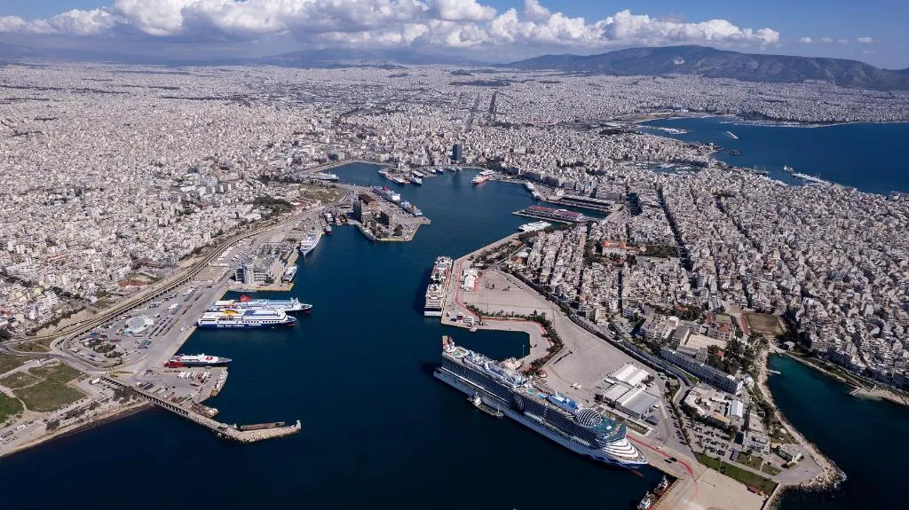 Room CLASSIC Room, Mitsis N'U Piraeus Port, Athens