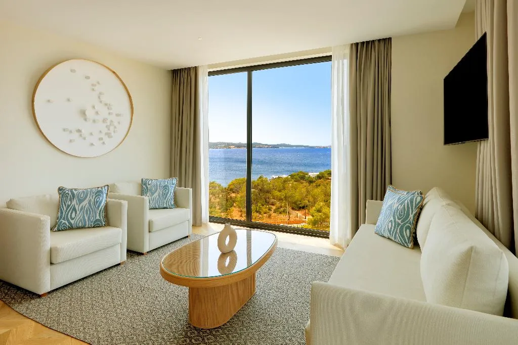 SUITE SEA VIEW Room, TRS Ibiza Hotel, Ibiza