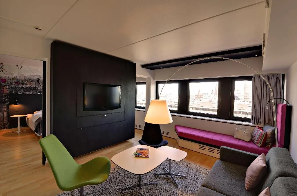 JUNIOR SUITE STANDARD Room, Scandic Copenhagen, Copenhagen