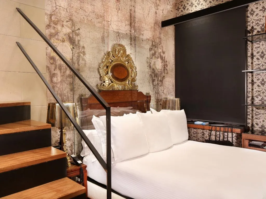 JUNIOR SUITE DUPLEX Room, Claris and Spa, Barcelona