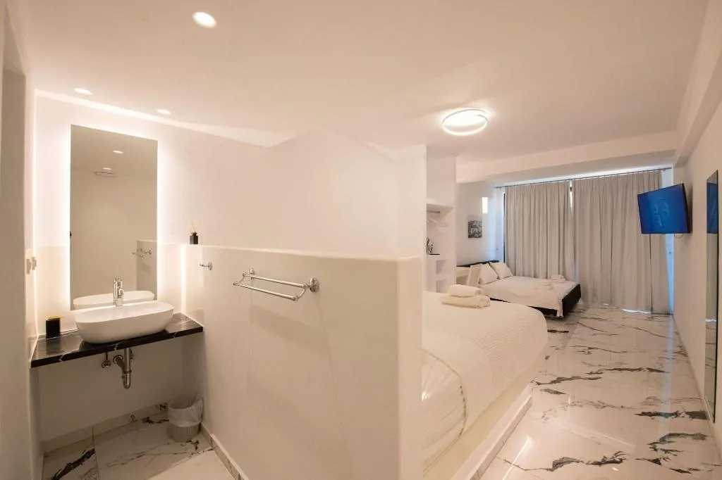 Room, Bianco A Nero, Mykonos