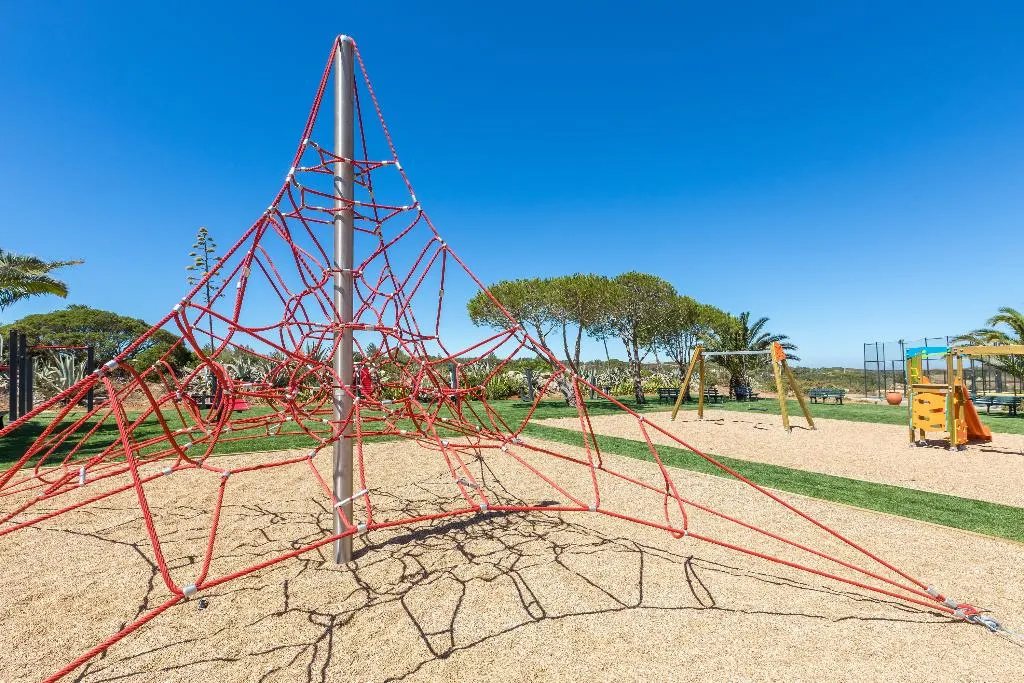 Sports and Entertainment, NAU Salema Beach Village, Algarve