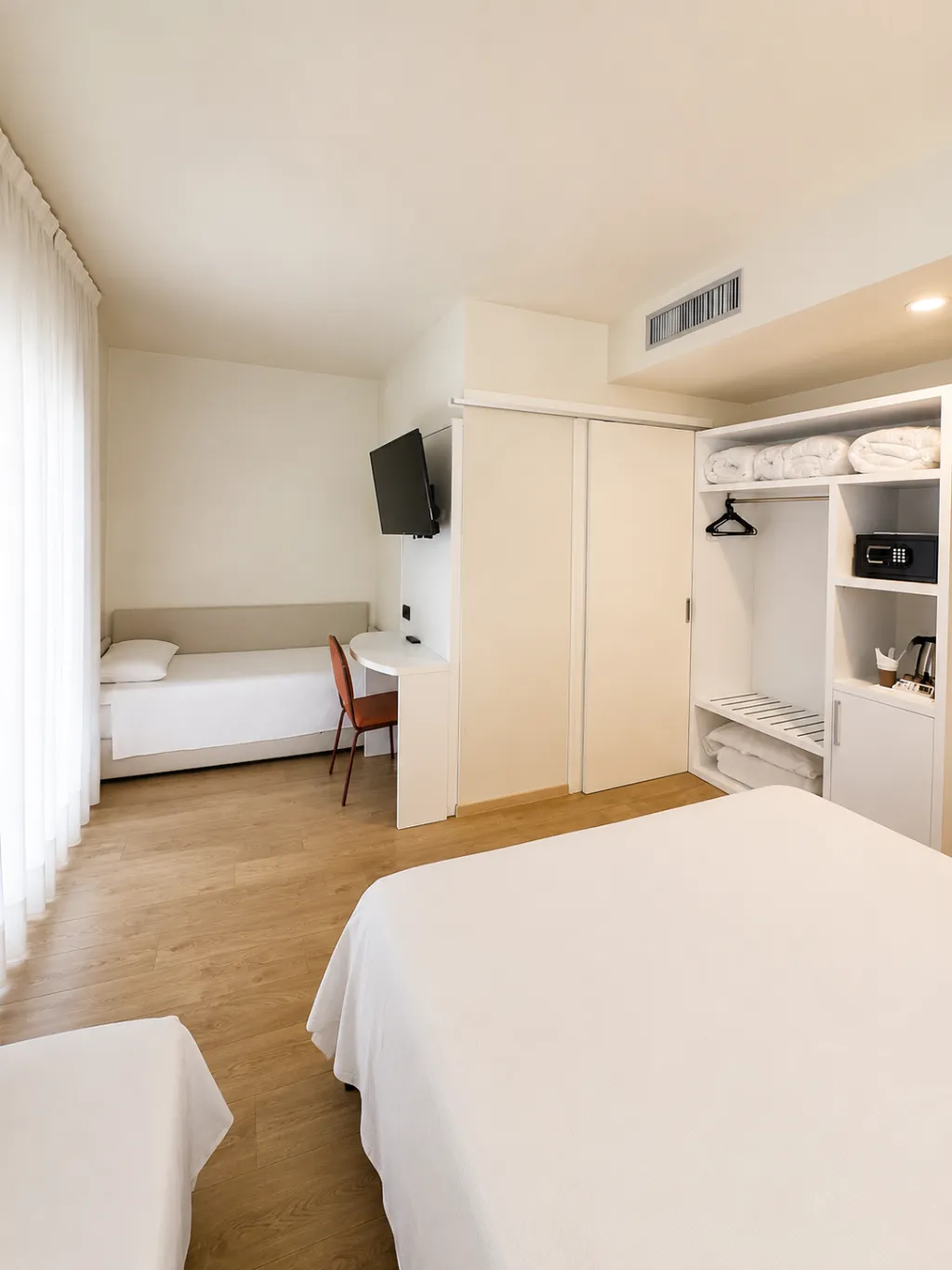 QUADRUPLE STANDARD Room, Spa Hotel Parigi 2, Milan