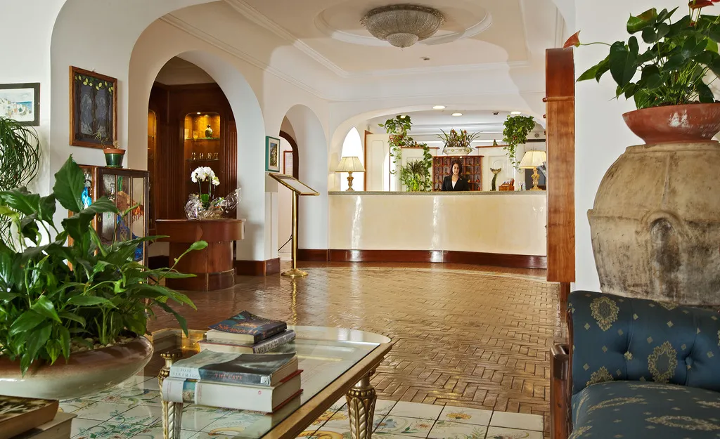 Lobby, Eden Roc Positano, Naples