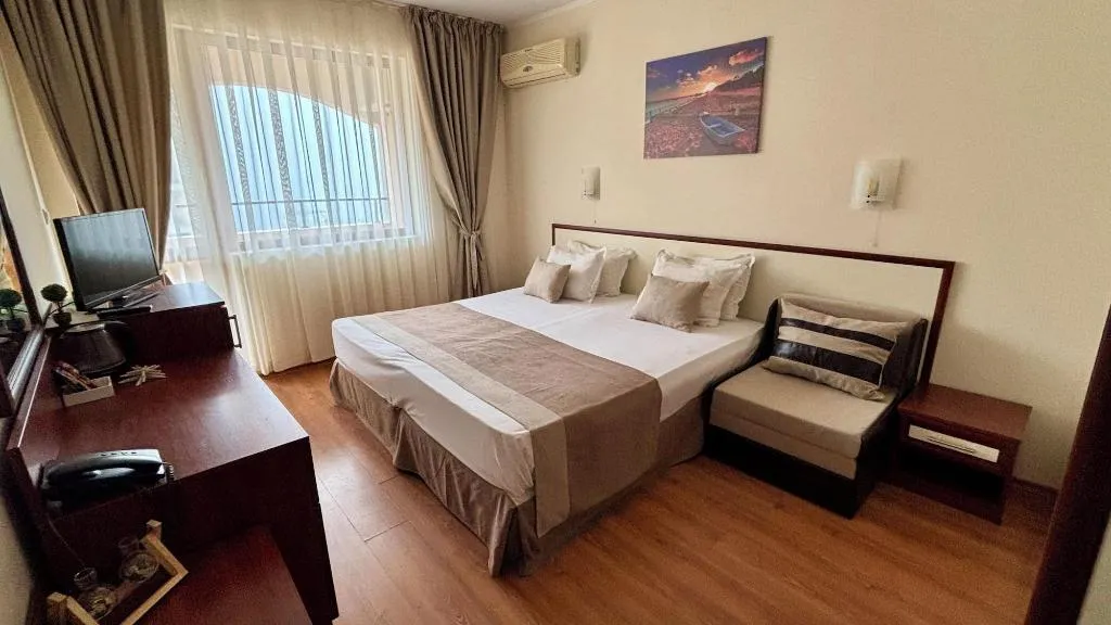Room, Sea Vista Hotel, Bourgas