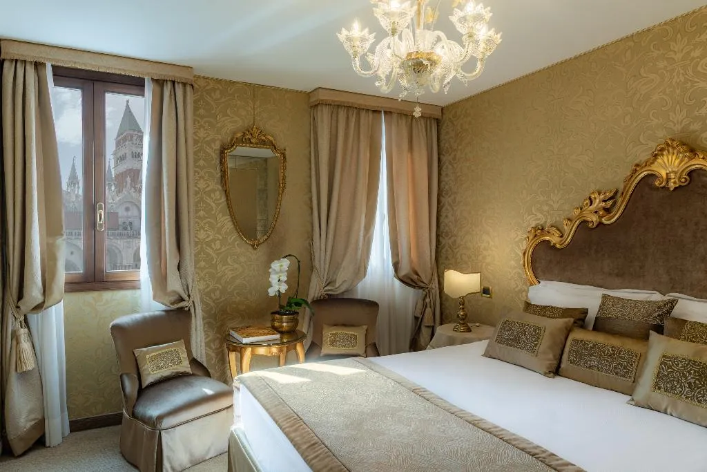 Double or Twin SUPERIOR Room, Concordia, Venice