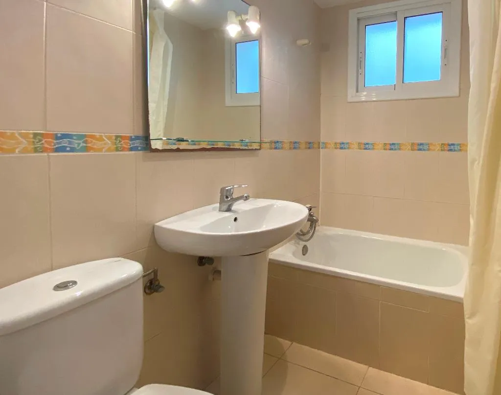 APARTMENT CAPACITY 6 Room, Hesperia, Costa Dorada