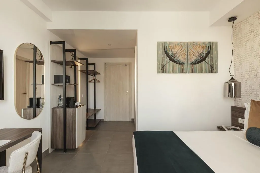 Double or Twin DELUXE QUEEN BED Room, 1926 Le Soleil Hotel & Spa, Malta