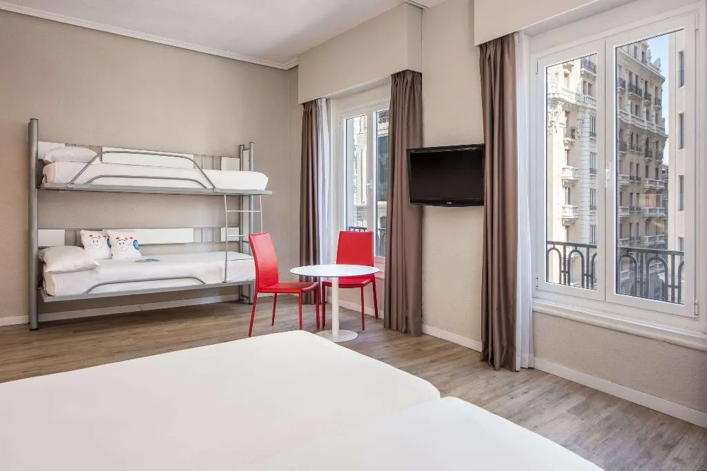 FAMILY ROOM STANDARD Room, Zel Madrid, Madrid
