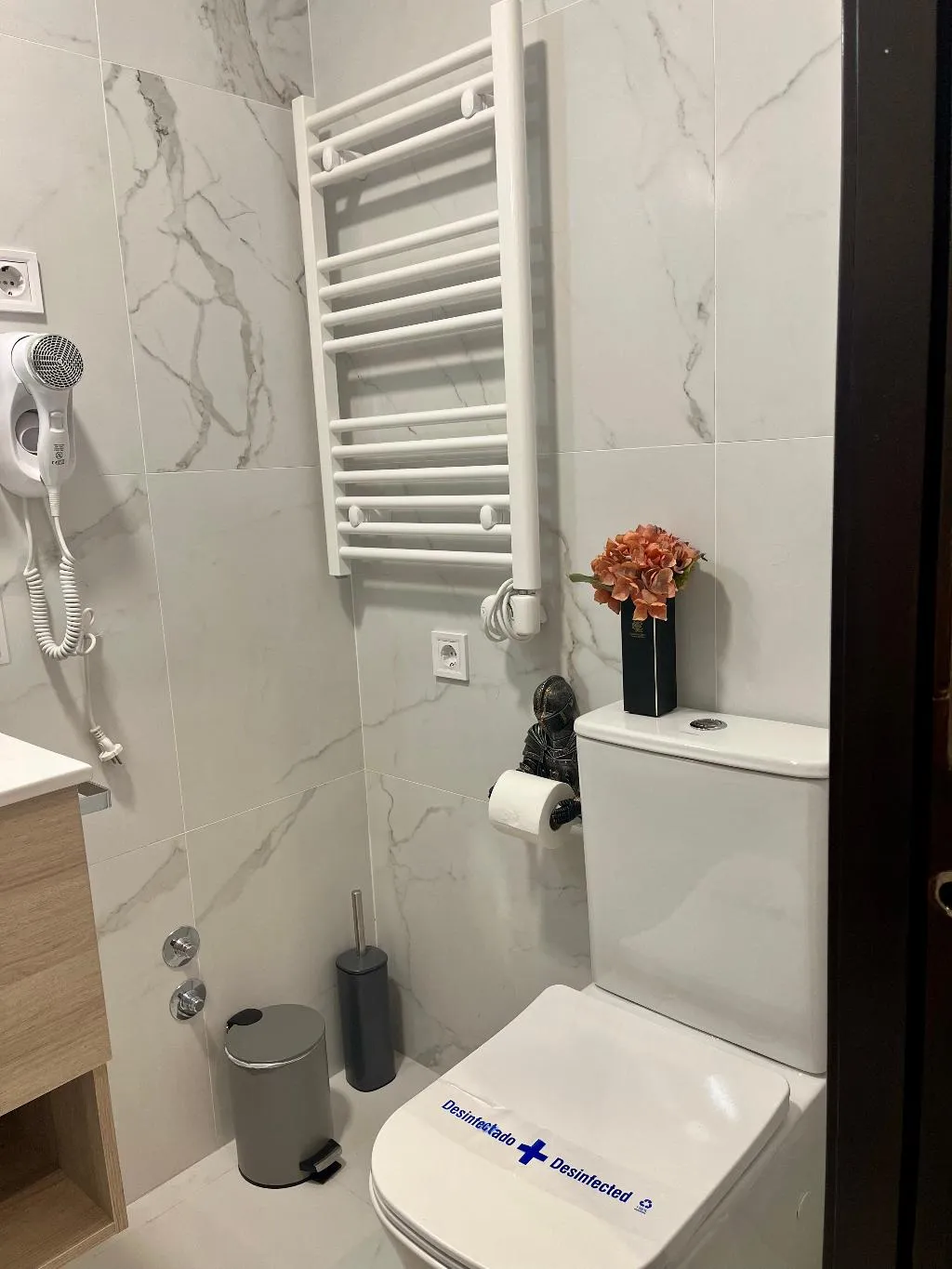 APARTMENT DELUXE TWO BEDS Room, Cason De Los Lopez Apartments, Madrid
