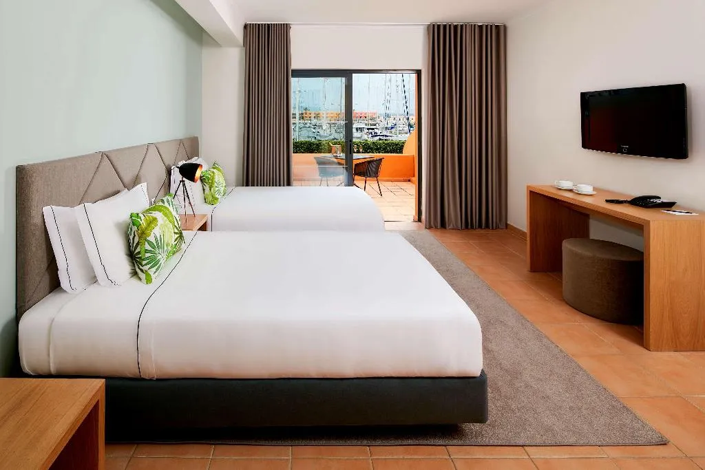 STUDIO WITH VIEWS Room, NH Marina Portimão Resort, Algarve