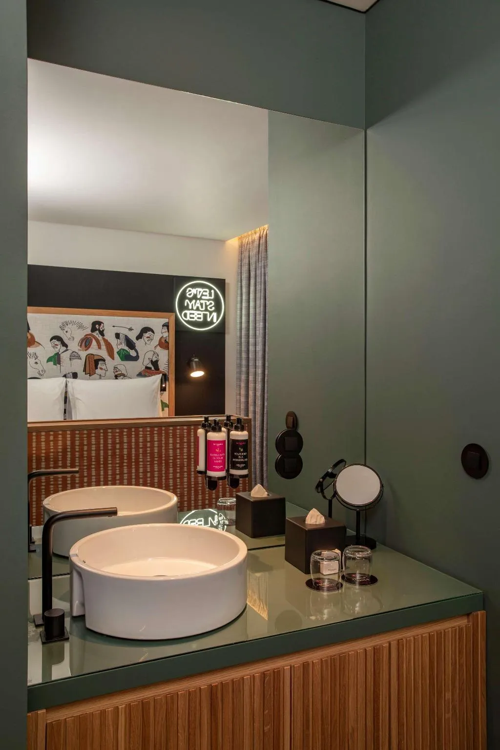 DOUBLE GUEST ROOM KING BED Room, Se Catedral Hotel Porto, Tapestry Collection by Hi, Porto