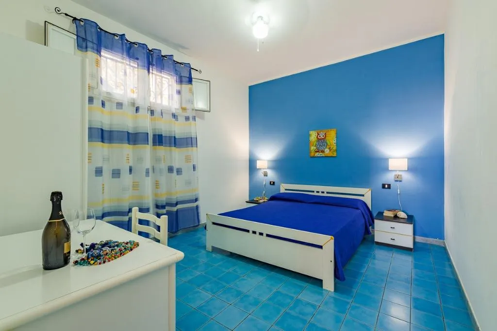 APARTMENT TWO BEDROOMS Room, Lumia Case Vacanze, Catania
