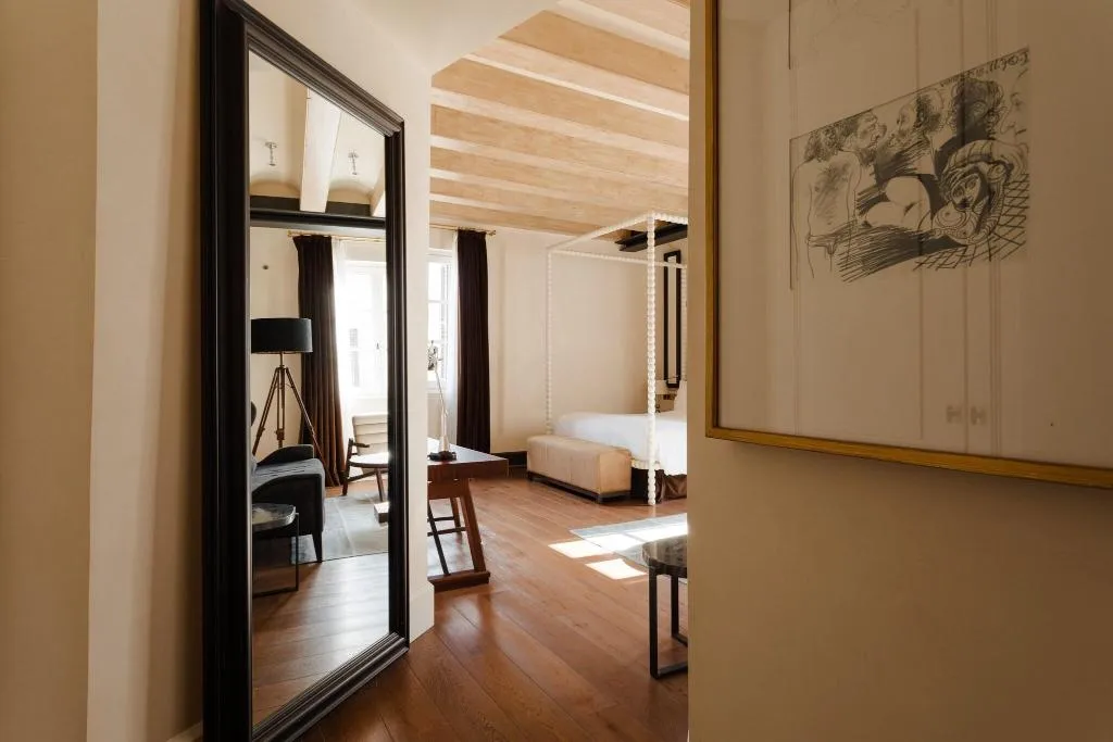 SUITE KING SIZE BED Room, Do: Placa Reial, Barcelona
