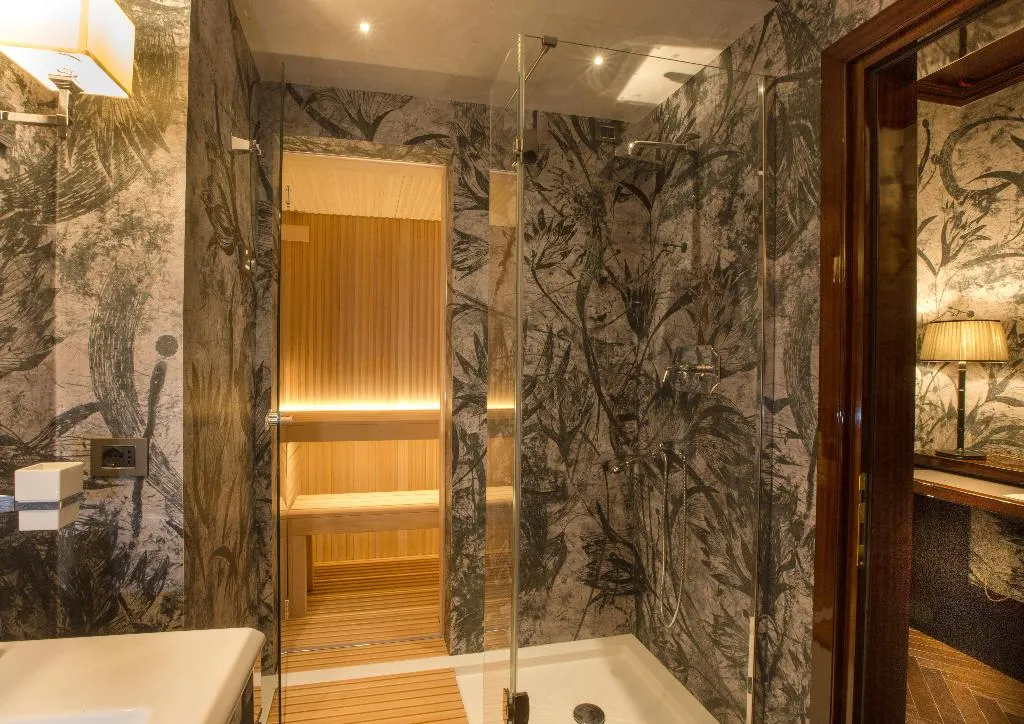 DOUBLE DELUXE PREMIUM Room, Grand Hotel Baglioni, Florence