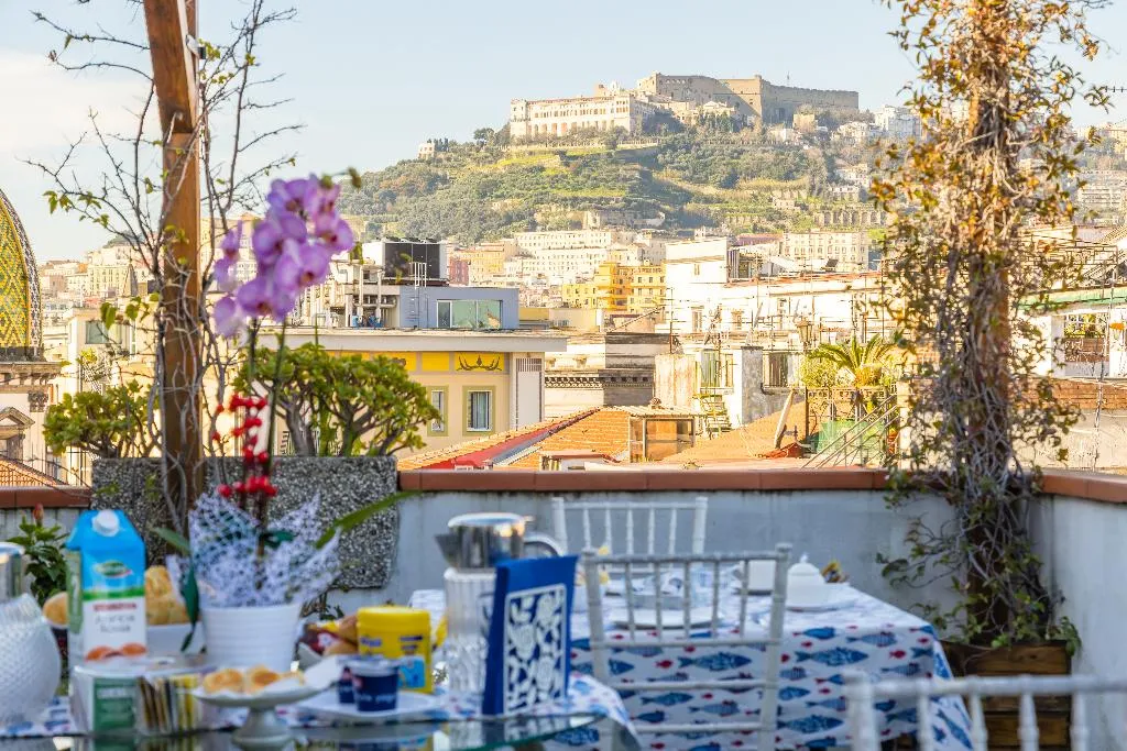 Terrace, La Casa Di Bruno, Naples