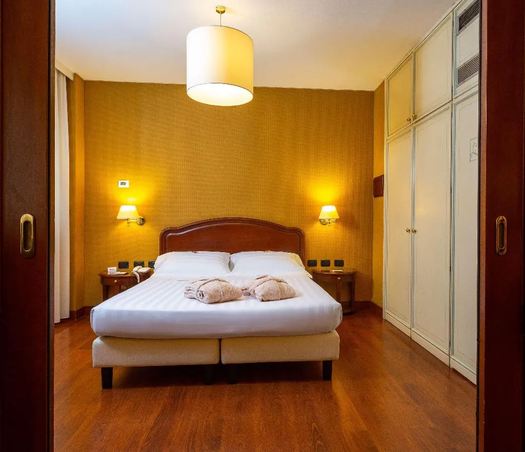 QUADRUPLE STANDARD Room, Best Western Air Hotel Linate, Milan