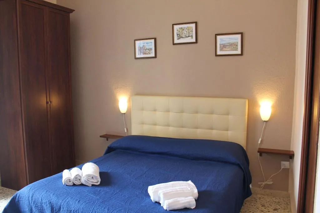 Room, B&B Melany, Taormina