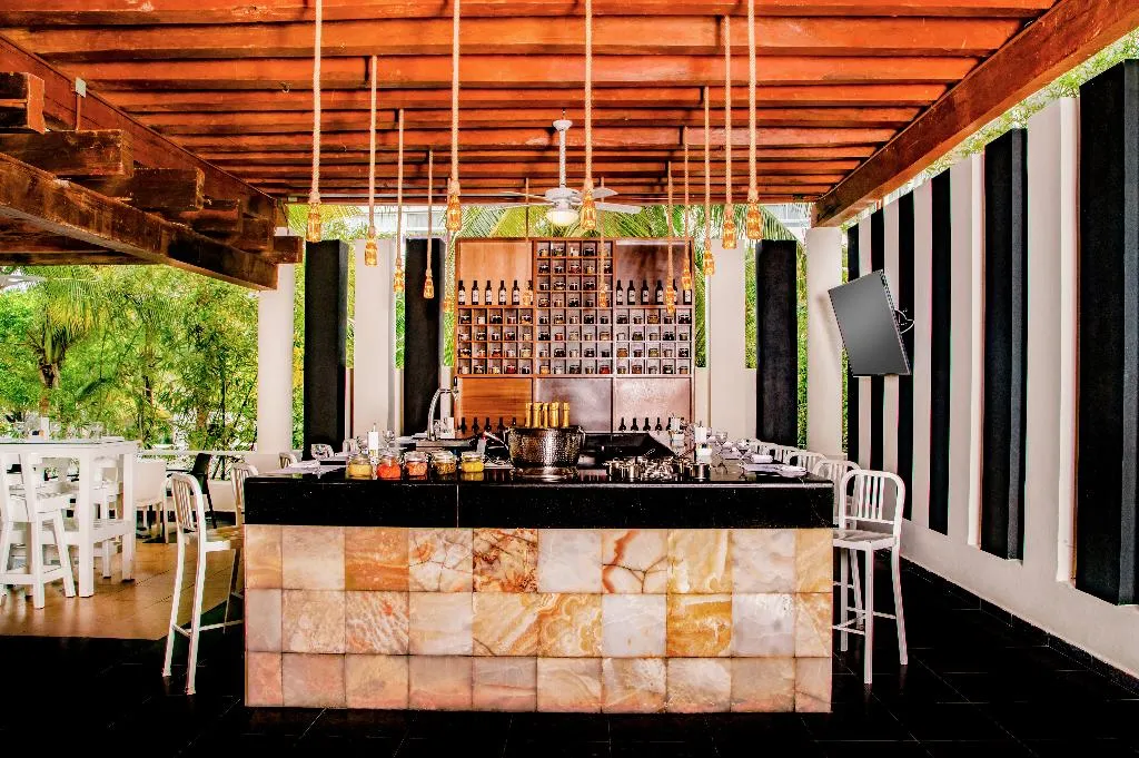 Bar, The Sens Cancun By Oasis, Cancun Area