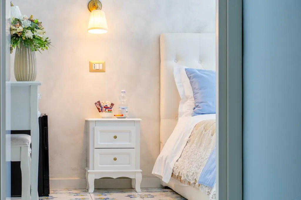 JUNIOR SUITE DELUXE WITH BALCONY Room, Alma Adry, Naples