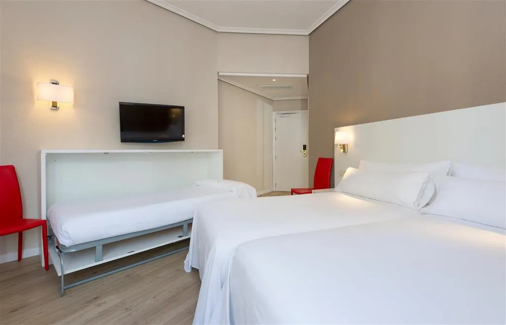 Room, Zel Madrid, Madrid