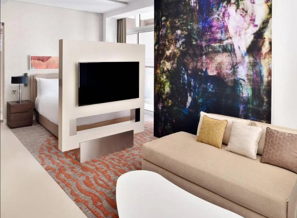 JUNIOR SUITE KING SIZE BED Room, Crowne Plaza Dubai Marina, Dubai