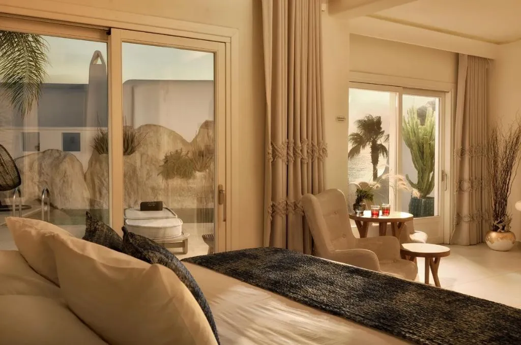 SUITE WITH PRIVATE POOL Room, Anax Resort And Spa, Mykonos