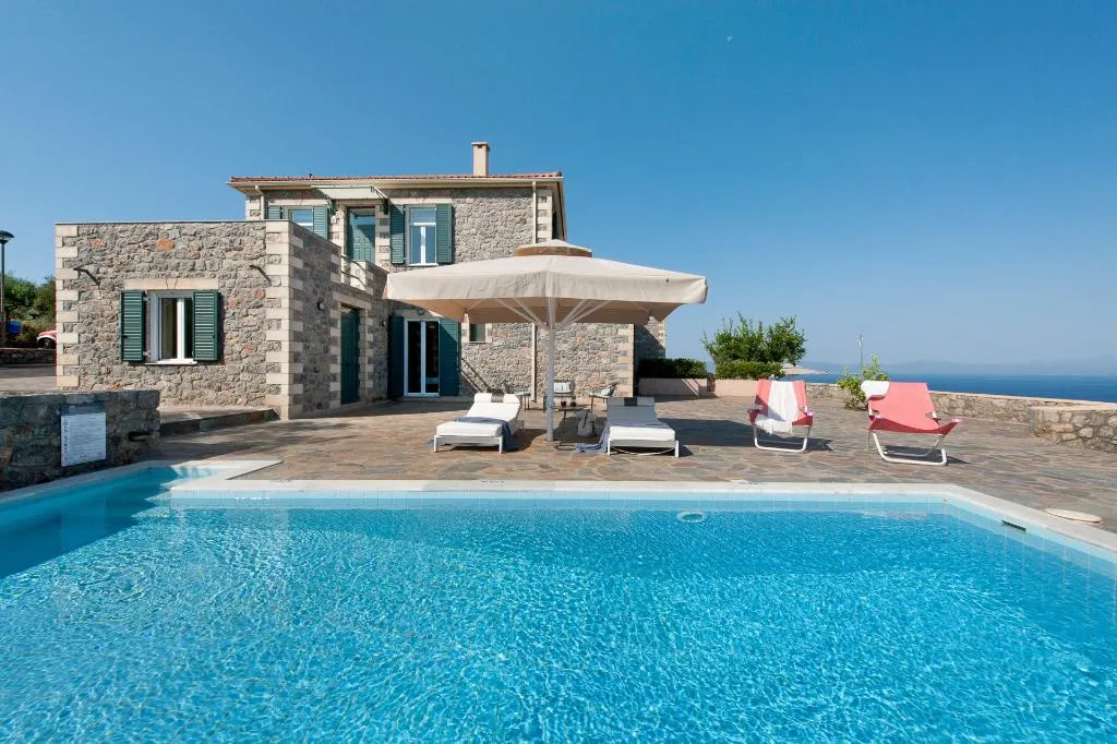 VILLA WITH PRIVATE POOL Room, Searocks Exclusive Village, Kalamata