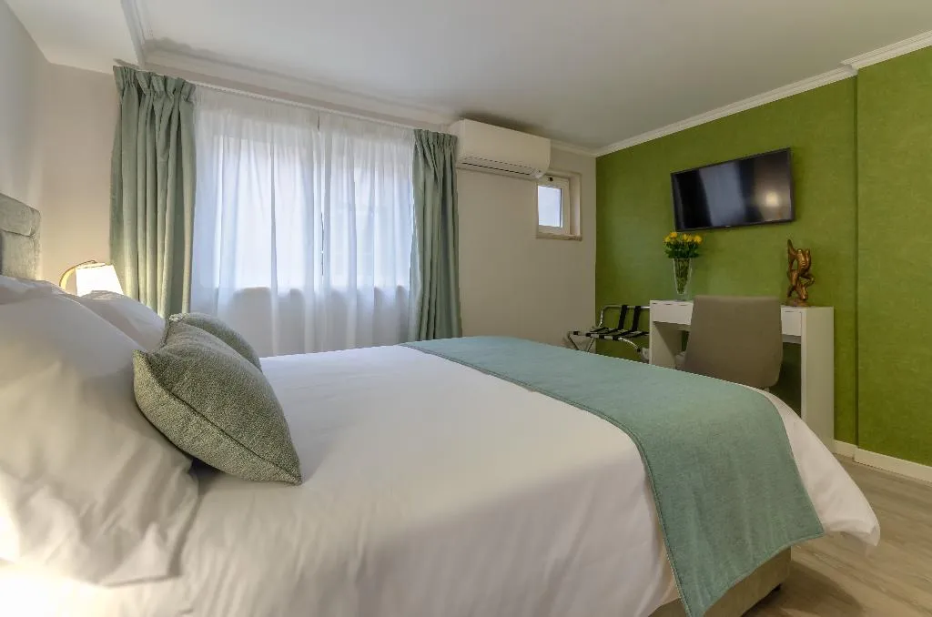 DOUBLE BASIC Room, Ver Belem Suites, Lisbon