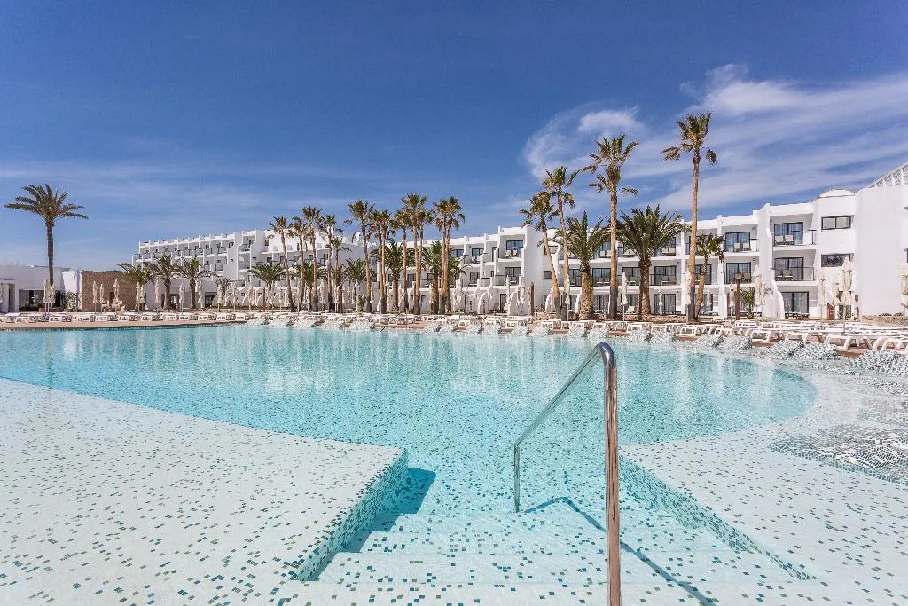 Pool, Grand Palladium White Island Resort & Spa, Ibiza