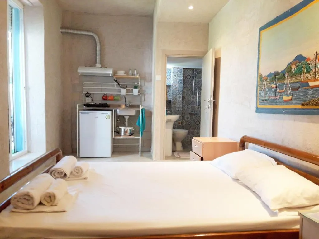 Room, Artemis Studios & Apartments, Halkidiki