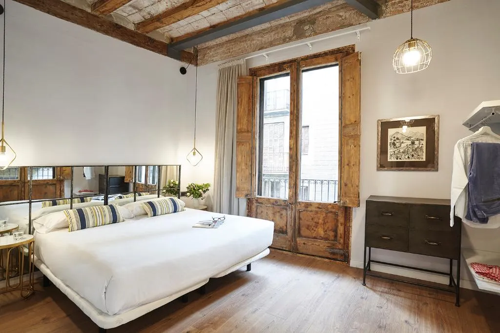 APARTMENT CAPACITY 1 Room, AinB Gothic-Jaume I Apartments, Barcelona