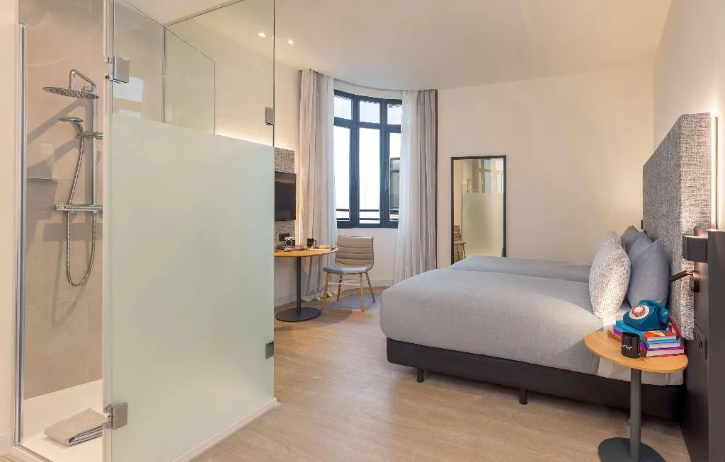 DOUBLE STANDARD Room, Innside Madrid Gran Via, Madrid